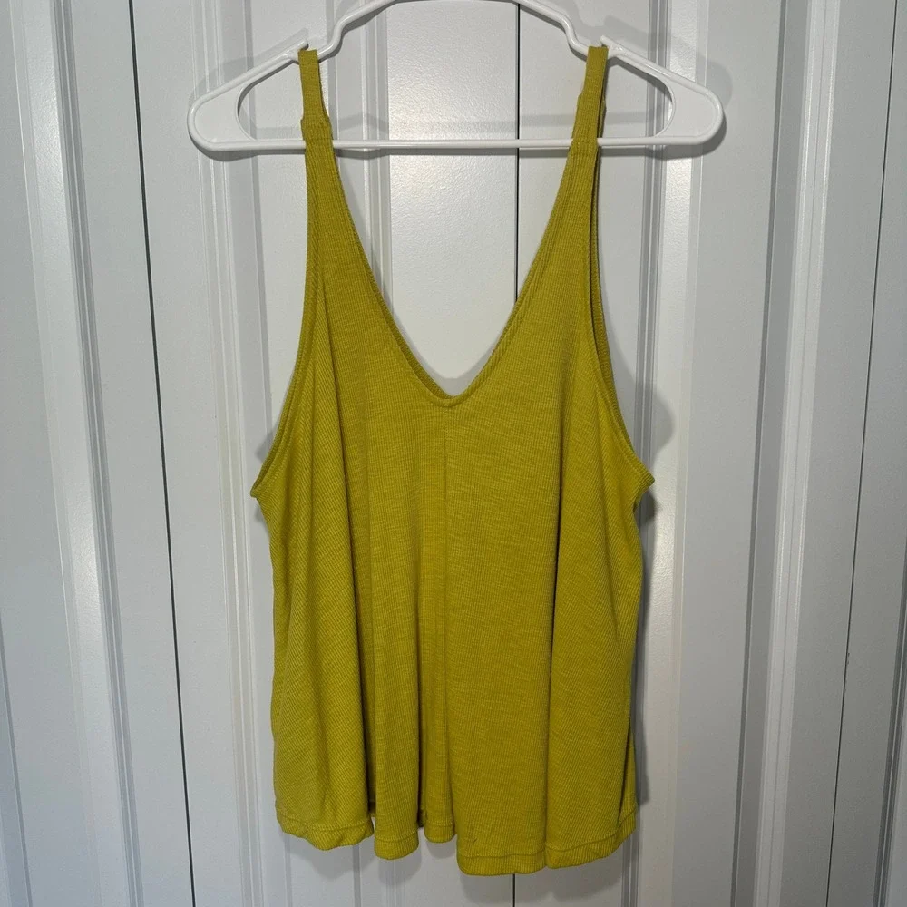Free People Dani Tank Top Medium Yellow Ribbed V-Neck Flowy Cami Chartreuse